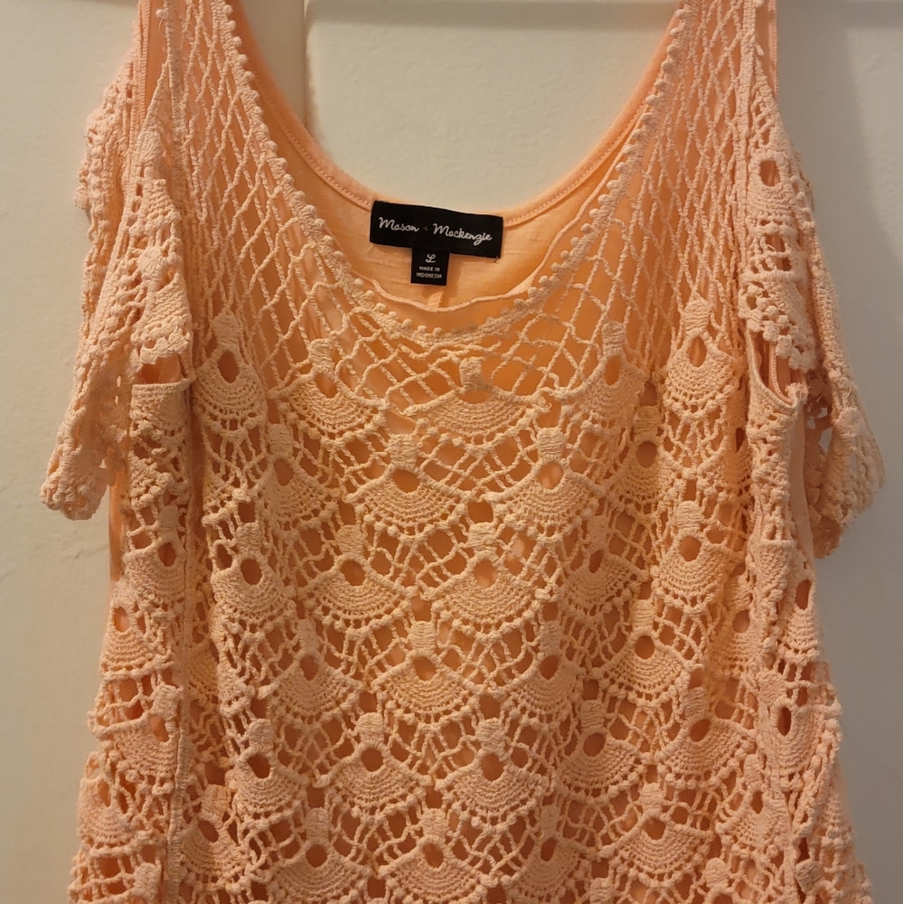 Lrg. beautiful Peach tank top with crochet overlay. Off the shoulder sexiness.